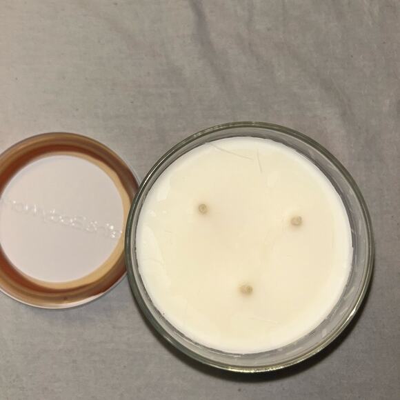 Bath & Body Works Limited Edition PB&J Ice Cream 3-Wick Candle - Picture 2 of 3